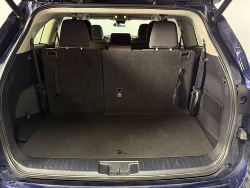 Used 2022 Toyota Highlander LE image 26