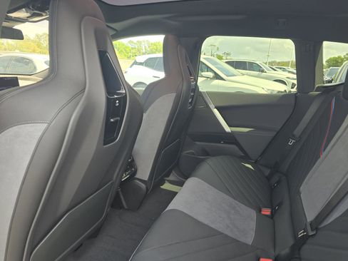 New 2026 BMW iX xDrive60 w/ M Sport Package image 12