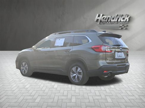 Used 2024 Subaru Ascent Premium w/ Convenience Package image 7