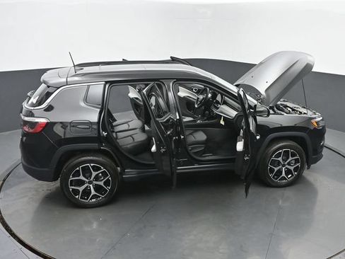 New 2026 Jeep Compass Limited w/ Sun, Sound & Navigation Group AWD/4WD image 68