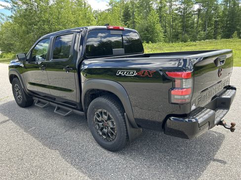 Certified 2023 Nissan Frontier PRO-4X w/ Pro-4X Premium Package AWD/4WD image 7