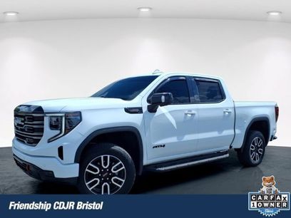Used 2026 GMC Sierra 1500 AT4 w/ LPO, Black Badging Package