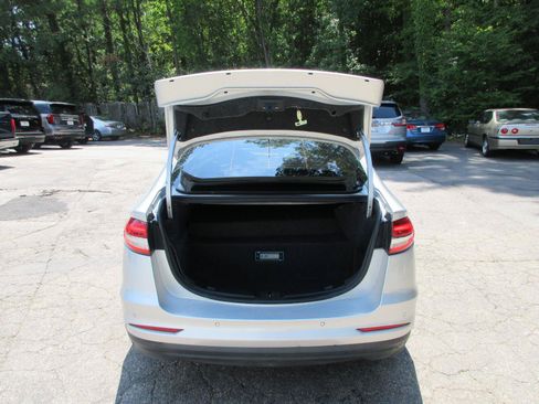 Used 2019 Ford Fusion Energi Titanium FWD image 7