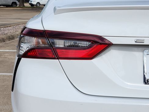 Used 2023 Toyota Camry SE image 15