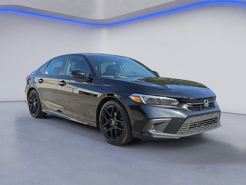 Used 2023 Honda Civic Sport image 7
