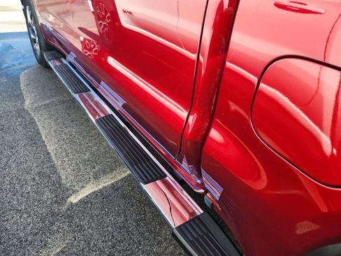 New 2026 GMC Sierra 1500 SLT w/ SLT Premium Plus Package image 7