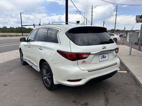 Used 2018 INFINITI QX60 Luxe w/ Deluxe Technology Package image 5