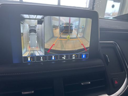 Used 2022 Chevrolet Tahoe Premier w/ Premium Package image 10