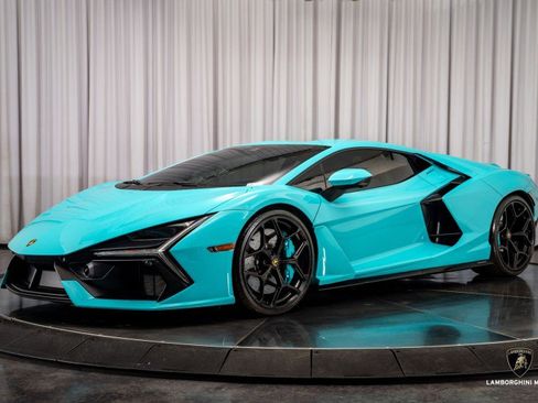Used 2025 Lamborghini Revuelto image 10