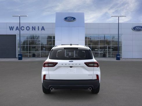 New 2026 Ford Escape ST-Line w/ Cold Weather Package AWD/4WD image 5