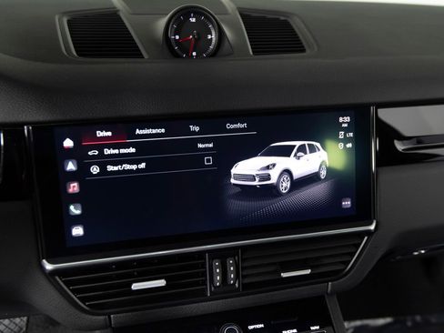 Certified 2023 Porsche Cayenne image 26