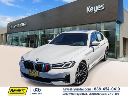 Used 2023 BMW 530e RWD image 1