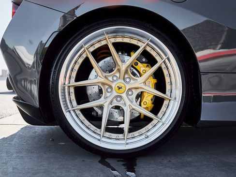Used 2022 Ferrari F8 Tributo image 28