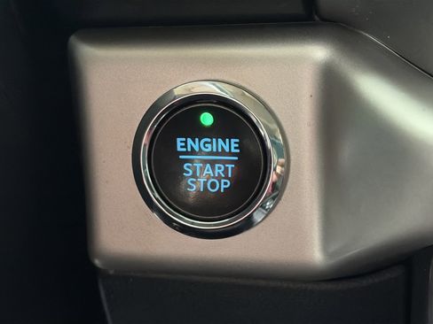 Certified 2022 Ford Expedition XLT image 23