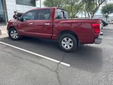 Used 2017 Nissan Titan SV image 5