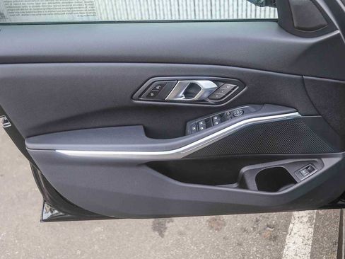 New 2026 BMW 330i Sedan w/ M Sport Package image 17