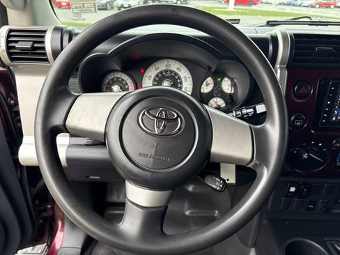 Used 2007 Toyota FJ Cruiser 4WD image 14