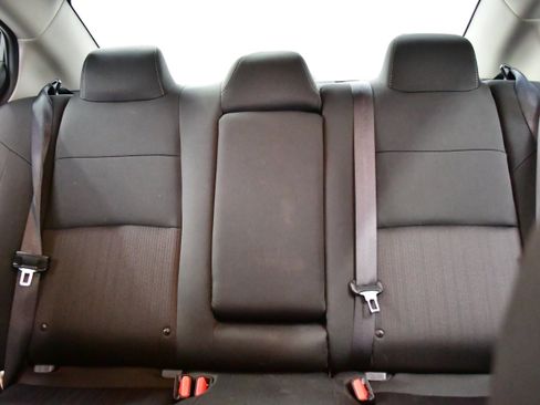 Used 2025 Nissan Altima 2.5 SV FWD image 11