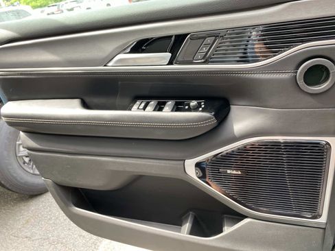 New 2026 Jeep Grand Wagoneer Limited AWD/4WD image 18