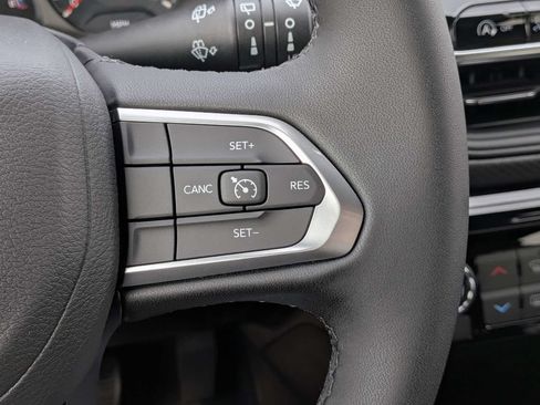 New 2026 Jeep Compass Latitude AWD/4WD image 26