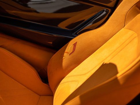 Used 2020 Lamborghini Aventador SVJ AWD/4WD image 42