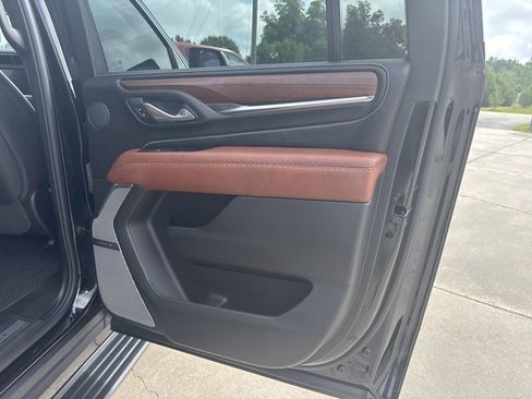 Used 2024 GMC Yukon XL Denali Ultimate image 19