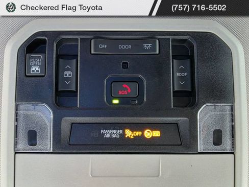 Used 2024 Toyota Tundra Limited AWD/4WD image 17