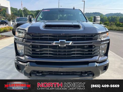 Used 2024 Chevrolet Silverado 2500 Custom w/ Custom Value Package AWD/4WD image 30