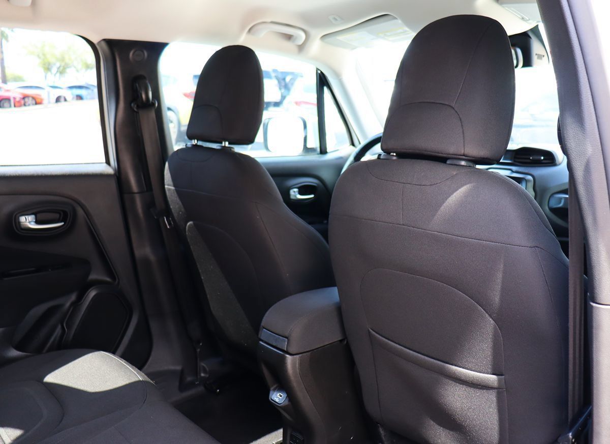 Used 2021 Jeep Renegade Latitude w/ Convenience Group FWD image 28