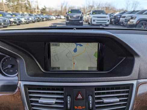 Used 2013 Mercedes-Benz E 350 4dr Sdn E 350 Sport 4MATIC *Lt image 19