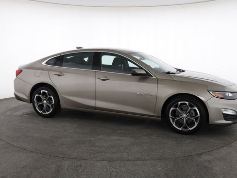 Used 2024 Chevrolet Malibu LT image 15