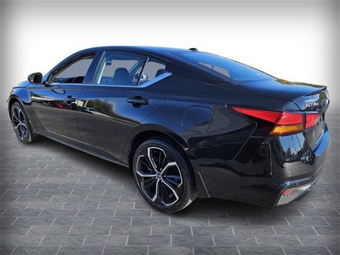 Used 2025 Nissan Altima 2.5 SR image 5