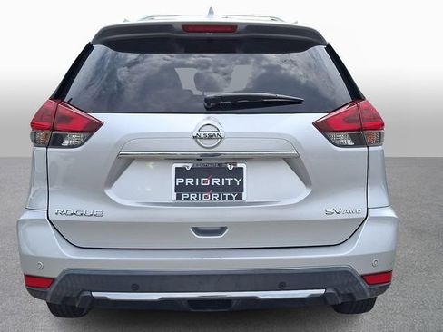 Used 2020 Nissan Rogue SV AWD/4WD image 5