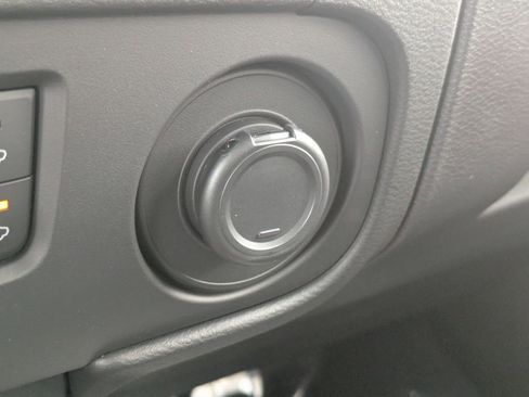 New 2026 Nissan Frontier PRO-4X w/ Pro-4x Convenience Package image 23