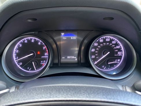 Used 2023 Toyota Camry SE FWD image 20
