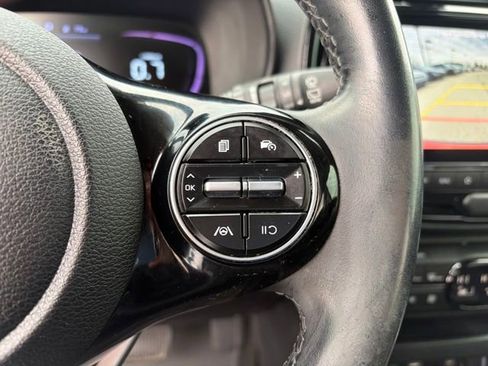 Used 2023 Kia Soul EX image 13