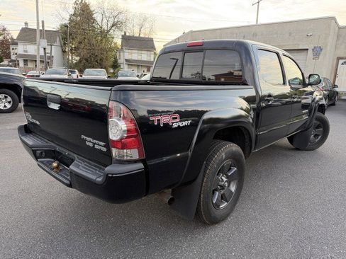 Used 2009 Toyota Tacoma PreRunner image 8