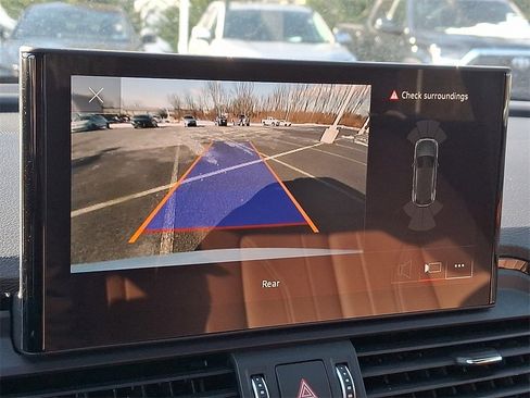 Used 2023 Audi Q5 2.0T Premium w/ Convenience Package image 19