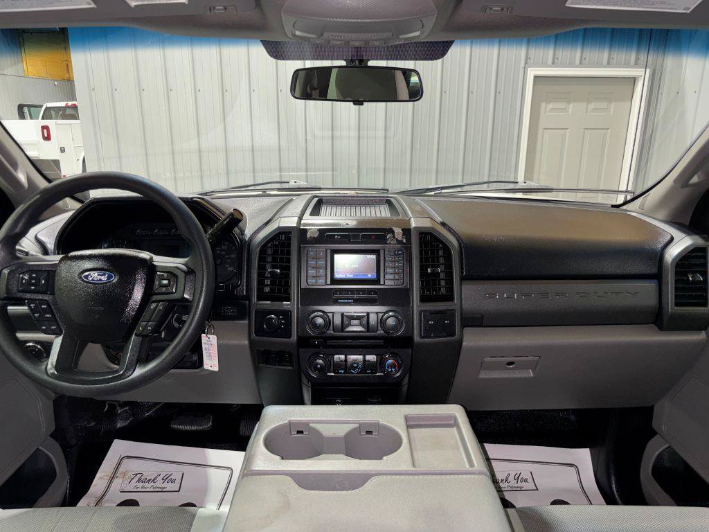 Used 2017 Ford F250 XL w/ Power Equipment Group AWD/4WD image 17