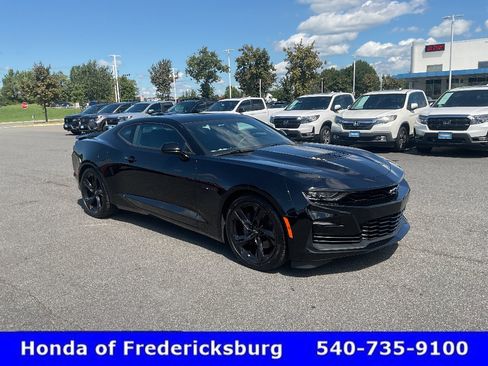 Used 2022 Chevrolet Camaro SS RWD image 8