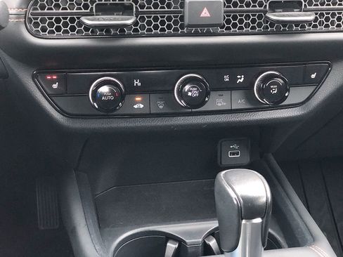 Used 2023 Honda HR-V Sport image 21