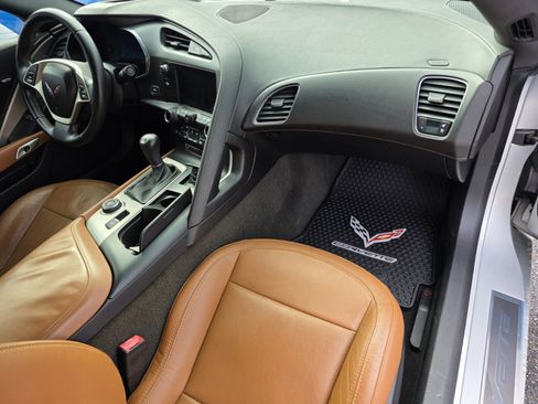 Used 2014 Chevrolet Corvette Stingray Convertible w/ 2LT Preferred Equipment Group image 31