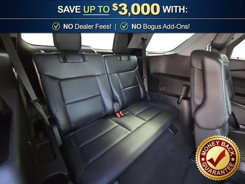 Used 2020 Ford Explorer XLT w/ Equipment Group 202A RWD image 23