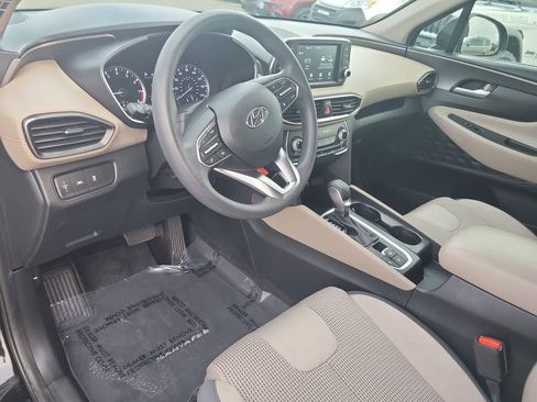 Used 2020 Hyundai Santa Fe SE image 15