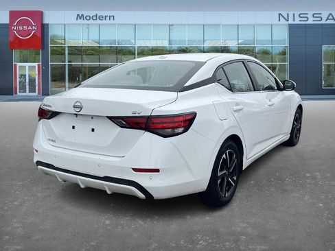 Certified 2024 Nissan Sentra SV image 5