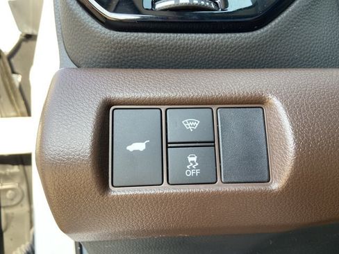 Used 2025 Honda Pilot Elite image 50