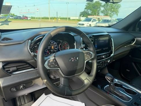 Used 2023 Chevrolet Traverse Premier w/ Redline Edition AWD/4WD image 23