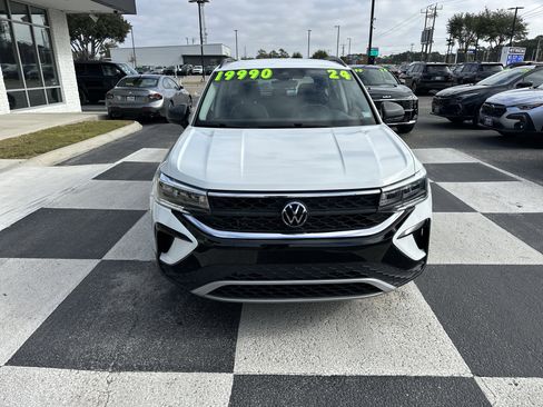 Used 2024 Volkswagen Taos S image 2
