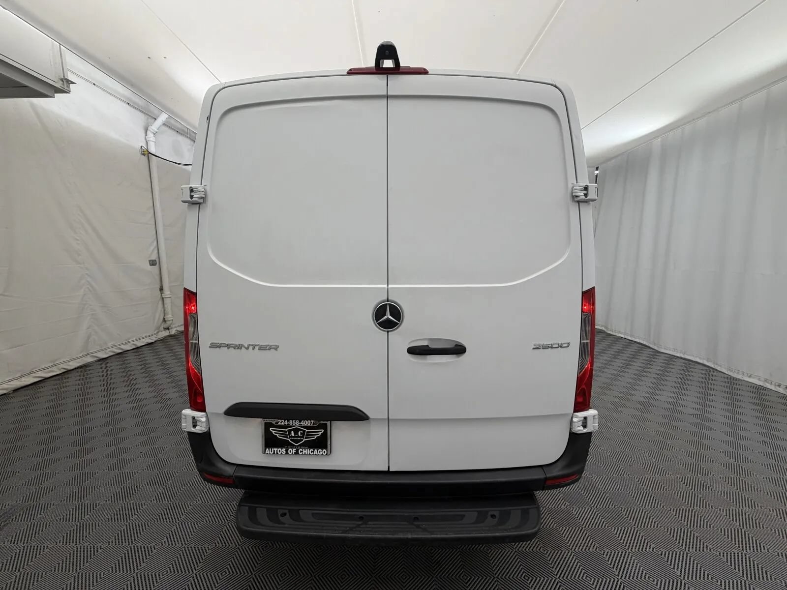 Used 2019 Mercedes-Benz Sprinter 2500 image 9