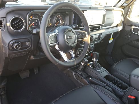 New 2026 Jeep Wrangler Sahara image 18